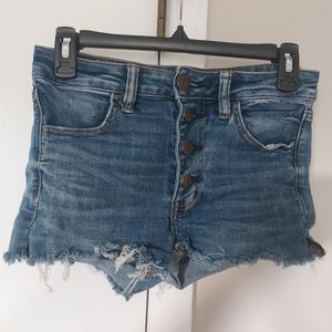 American Eagle Jean Shorts (Size 6)